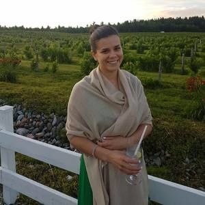 Meet your Posher, Aniya